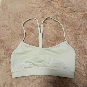 LULULEMON FLOW Y BRA NULU A-C CUPS